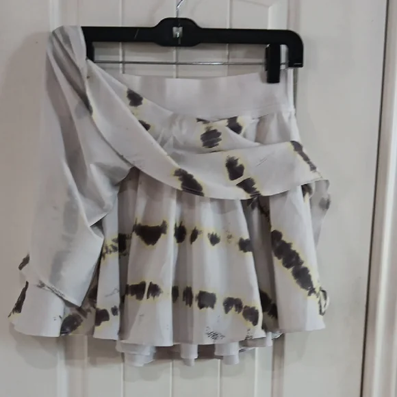 Lululemon Athletica Wide Waistband Tiered Skirted Court Rival Skort - Picture 3 of 4